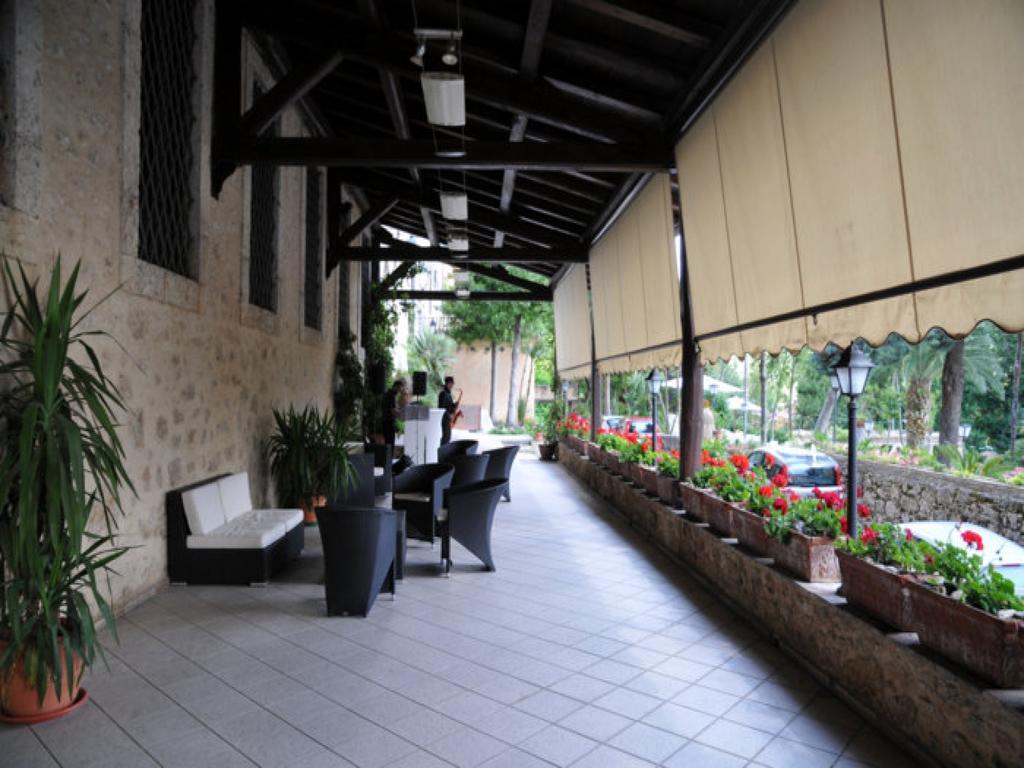达皮诺伊尔骑士酒店 Arpino 外观 照片